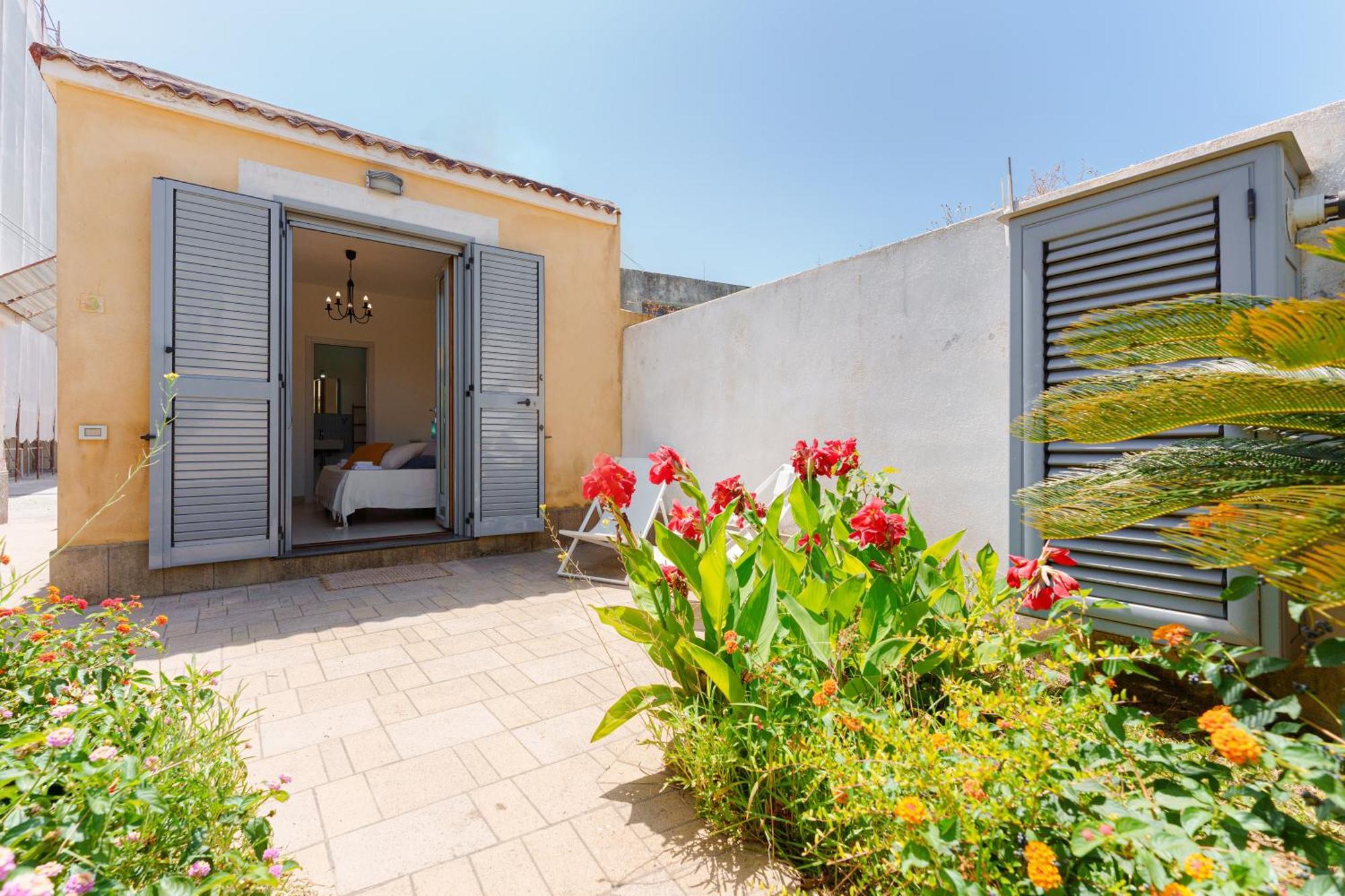 Villa Mazzella โปรชิดา ภายนอก รูปภาพ
